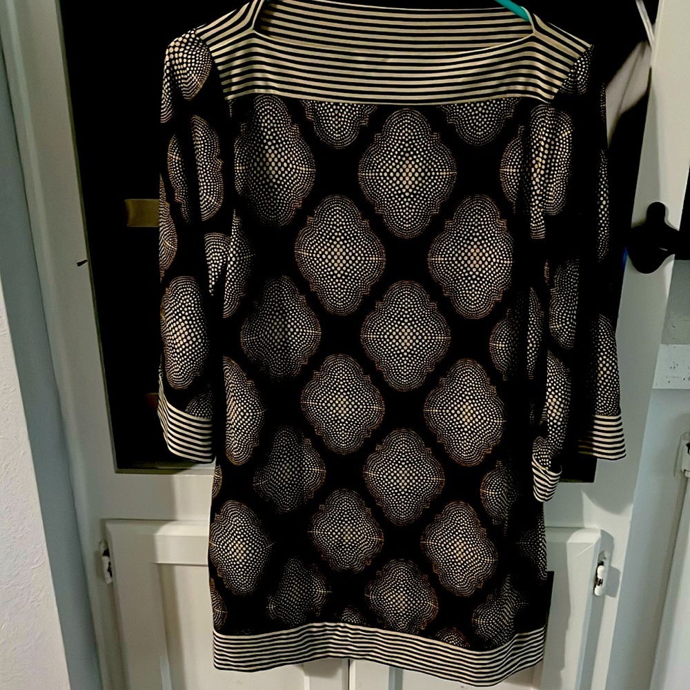 New direction size medium ladies dress top